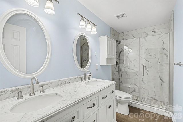 104 Southern Cross Lane, Matthews, NC 28105