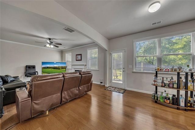 6204 Oakdale Ridge Court SE, Mableton, GA 30126