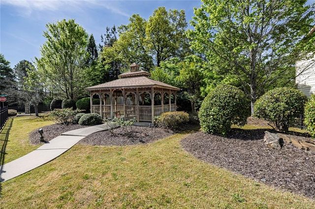 6204 Oakdale Ridge Court SE, Mableton, GA 30126