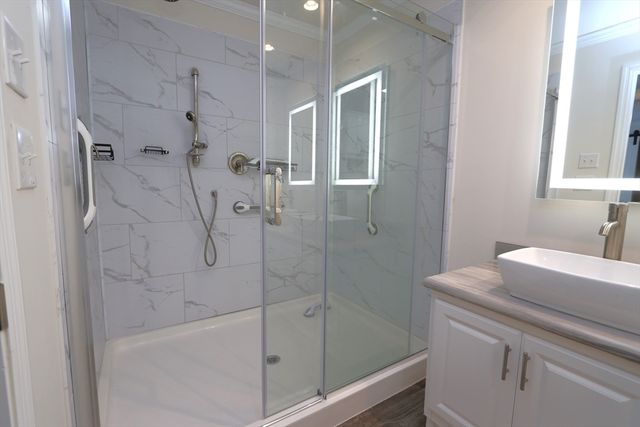 609 Canterbury Dr., Exeter, NH 03833