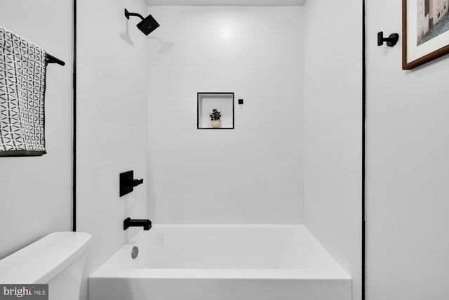 623 Kennedy St NW Unit 4, Washington, DC 20011