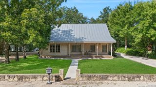 1403 San Jacinto, Castroville, TX 78009