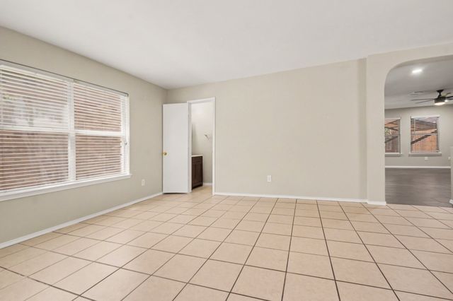 2016 Cardinal Lane, Lewisville, TX 75077