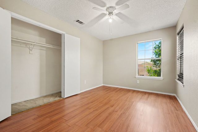 2016 Cardinal Lane, Lewisville, TX 75077