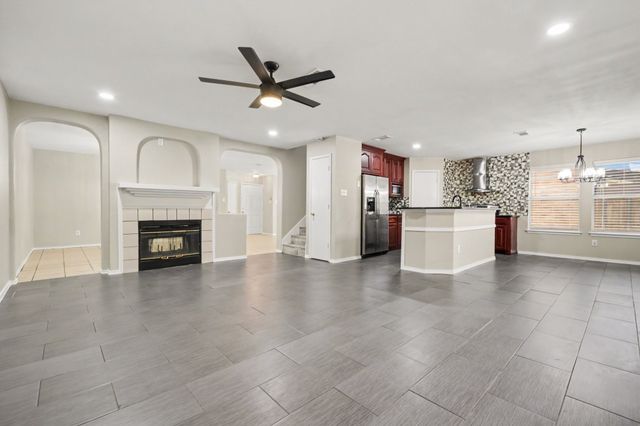 2016 Cardinal Lane, Lewisville, TX 75077