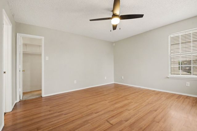 2016 Cardinal Lane, Lewisville, TX 75077