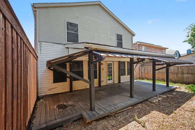 2016 Cardinal Lane, Lewisville, TX 75077