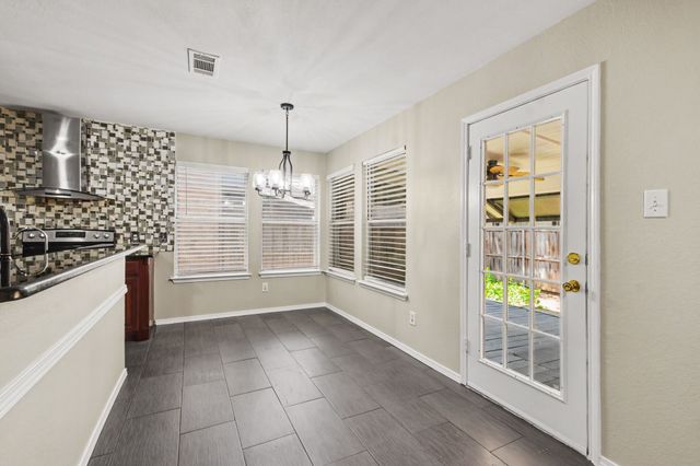 2016 Cardinal Lane, Lewisville, TX 75077