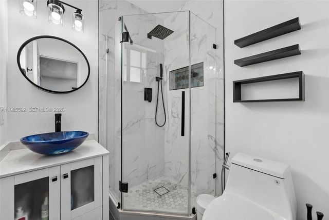 9440 SW 54th St, Miami, FL 33165