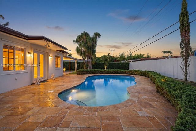 9440 SW 54th St, Miami, FL 33165