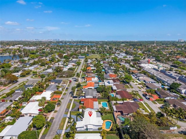 9440 SW 54th St, Miami, FL 33165