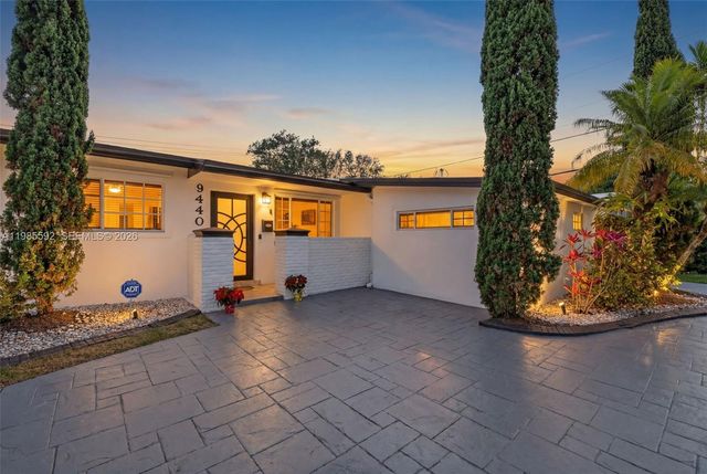 9440 SW 54th St, Miami, FL 33165