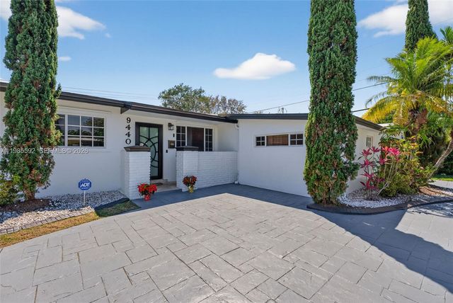9440 SW 54th St, Miami, FL 33165
