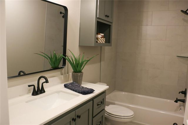 8545 Kayce Street, El Reno, OK 73036