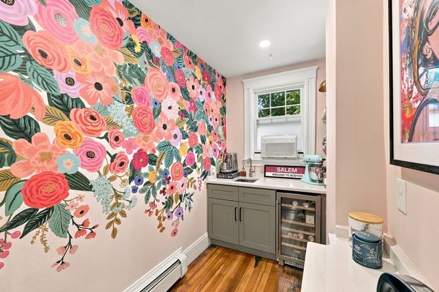 8 Gardner St 2, Salem, MA 01970