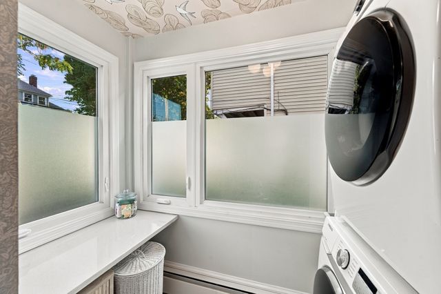 8 Gardner St 2, Salem, MA 01970