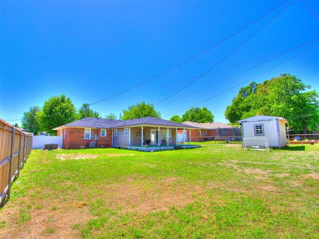 125 E Beard Drive, Midwest City, OK 73110