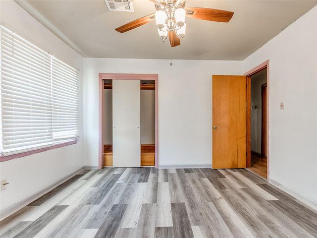 125 E Beard Drive, Midwest City, OK 73110