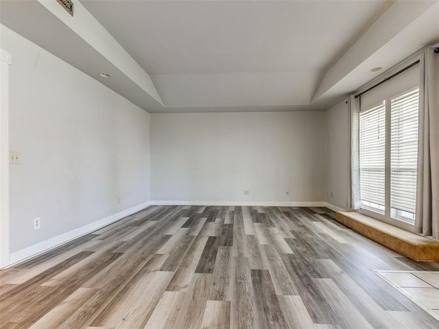 125 E Beard Drive, Midwest City, OK 73110