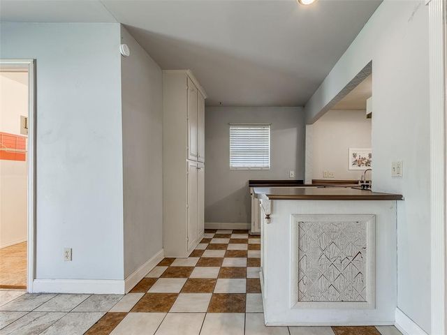 125 E Beard Drive, Midwest City, OK 73110