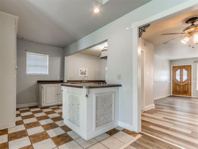 125 E Beard Drive, Midwest City, OK 73110