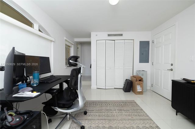 18451 NE 27th Place, Aventura, FL 33160