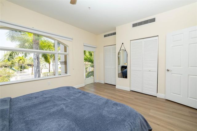 18451 NE 27th Place, Aventura, FL 33160