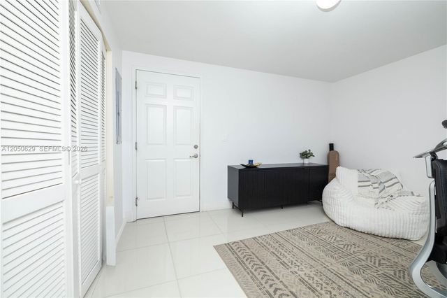 18451 NE 27th Place, Aventura, FL 33160