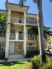 18451 NE 27th Place, Aventura, FL 33160