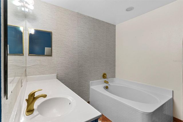 1009 RONLIN STREET, Haines City, FL 33844