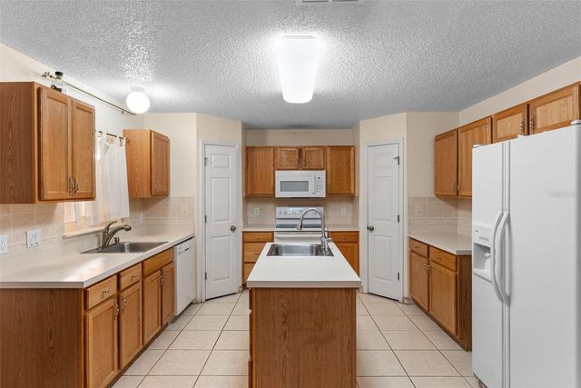 1009 RONLIN STREET, Haines City, FL 33844