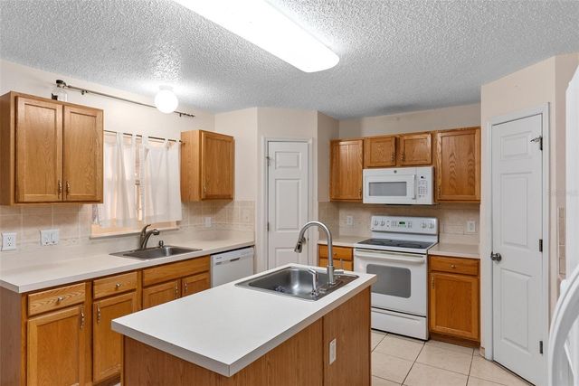 1009 RONLIN STREET, Haines City, FL 33844