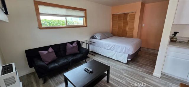 341 10th, Seal Beach, CA 90740