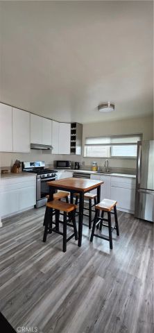 341 10th, Seal Beach, CA 90740