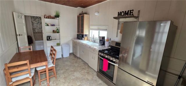 341 10th, Seal Beach, CA 90740