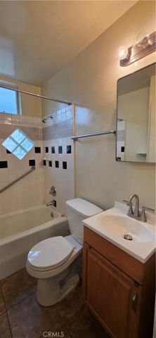 341 10th, Seal Beach, CA 90740