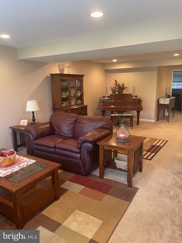29 BALTIC LN, Ranson, WV 25438
