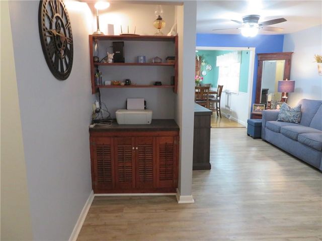 2207 NW Polk Street, Topeka, KS 66608