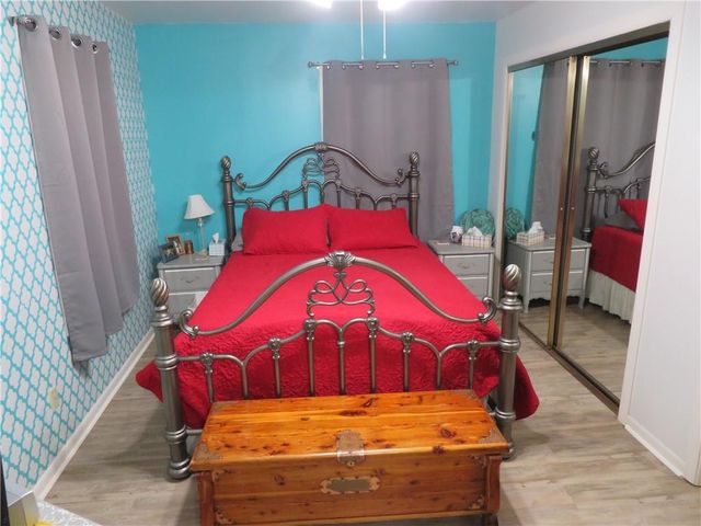 2207 NW Polk Street, Topeka, KS 66608