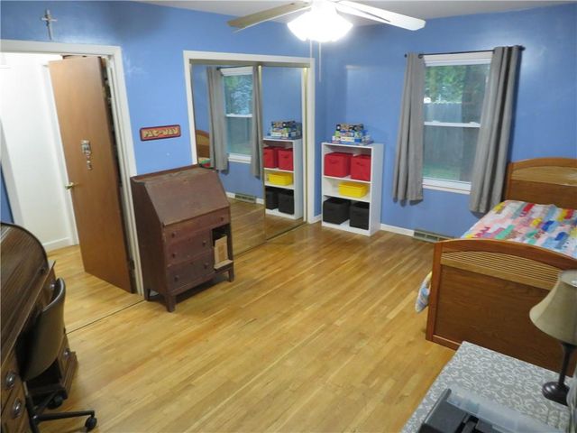 2207 NW Polk Street, Topeka, KS 66608