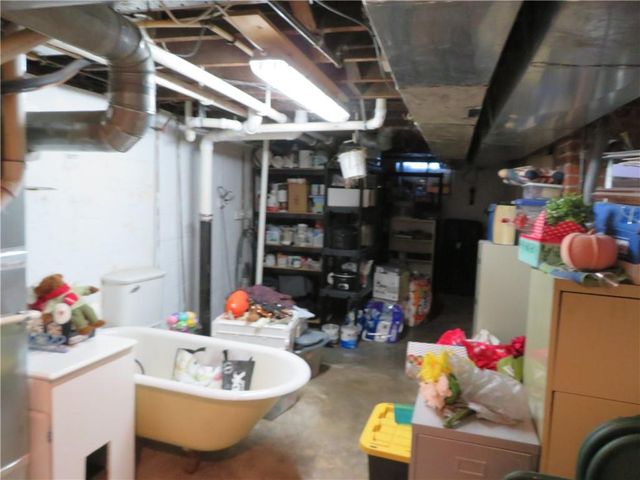 2207 NW Polk Street, Topeka, KS 66608