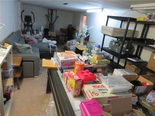 2207 NW Polk Street, Topeka, KS 66608