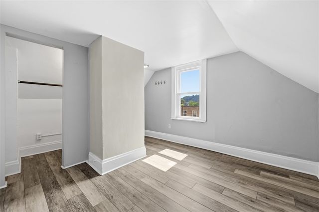 815 Maplewood Ave, Ambridge, PA 15003