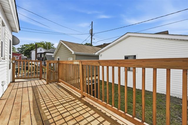815 Maplewood Ave, Ambridge, PA 15003