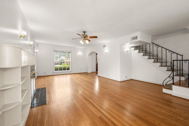 3223 Charleston, Houston, TX 77021