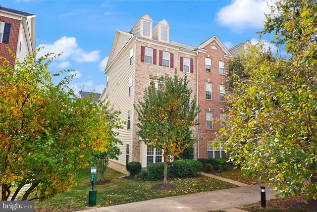 2238 MARGRAF CIR, Woodbridge, VA 22191