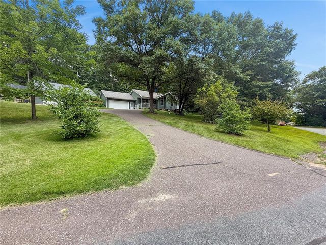 3310 Remington Road, Eau Claire, WI 54703