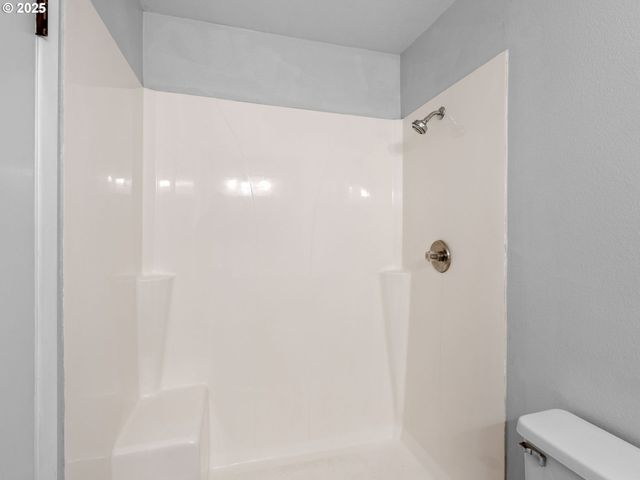 3329 Ne 162ND Ave, Portland, OR 97230