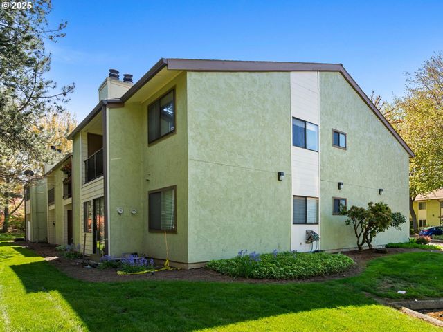 3329 Ne 162ND Ave, Portland, OR 97230