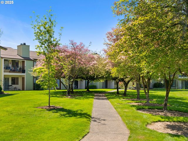 3329 Ne 162ND Ave, Portland, OR 97230